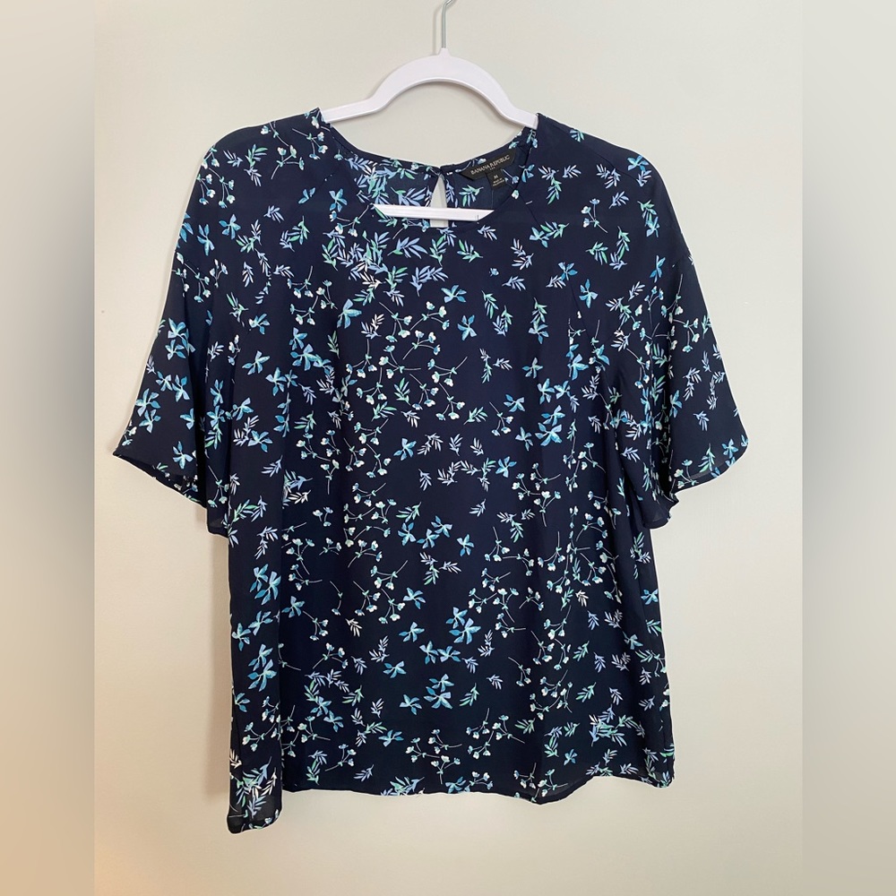 Banana Republic Top Size Medium